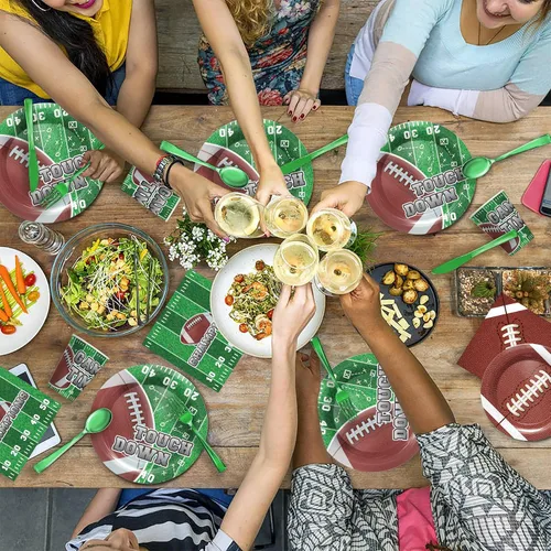 Miniatura 4 de Piooluialy Vajilla para fiestas de fútbol – Juego de decoraciones de fiesta de fútbol, incluye platos llanos, vasos, servilletas, cubiertos