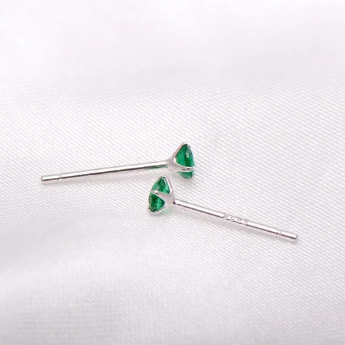 Miniatura 3 de Aretes de plata de ley con circonita cúbica verde esmeralda para mujer