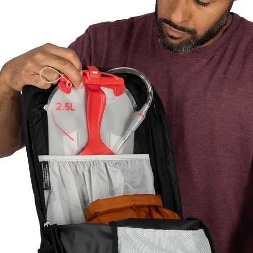 Miniatura 13 de Osprey Talon 22L Mochila de senderismo ligera para hombre, mochila pequeña para viajes y campamento, gris fantasma/carbón oscuro