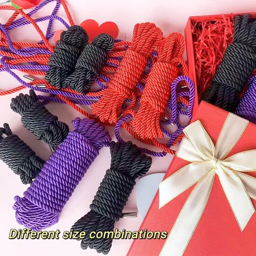 Miniatura 4 de Cuerda suave de seda duradera, 32 pies 0.315 in, cuerda trenzada de satén larga multiusos (2 x 8 pies, negro, rojo de 16 pies + 32 pies morado)