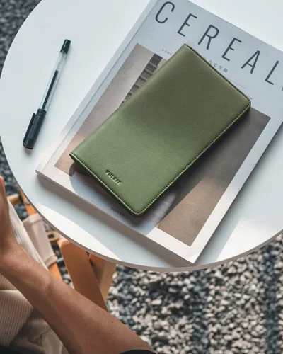 Miniatura 4 de VULKIT Billetera para pasaporte, con bloqueo RFID, cartera de viaje para hombres y mujeres