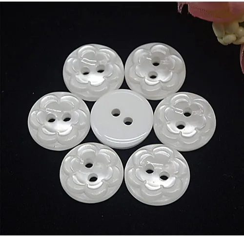 Miniatura 4 de 50 botones de resina con diseño de estrellas y flores, 2 agujeros, para coser, álbumes de recortes y manualidades (flor con purpurina de 0.492 in)