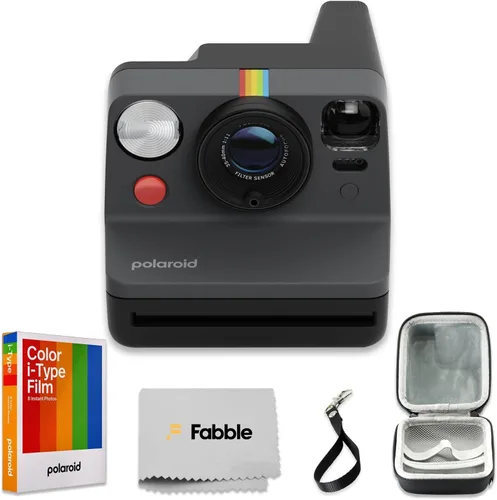 Cámara instantánea Polaroid Now Generation 3 I-Type (Negro) Paquete con Película I-Type de Color (8 Exposiciones), Estuche Protector Rígido y Correa