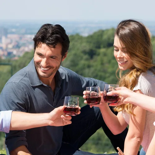 Miniatura 5 de Irenare Juego de 4 copas de vino de 15 onzas, regalos de amistad para mujeres, amigas, copas de vino sin tallo para cumpleaños, regalo galentino