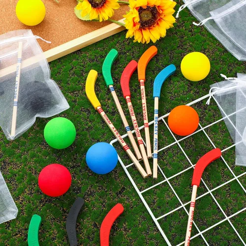 Miniatura 4 de 72 piezas de recuerdos de fiesta de hockey incluyen 24 lápices de hockey con borradores, 24 bolas, 24 bolsas, lápices, bolas de espuma, regalos