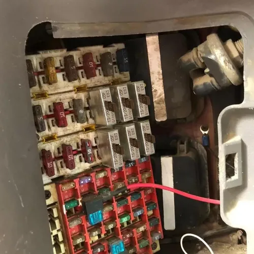 Miniatura 7 de GLOSO Fusible 10A AMP del disyuntor de la hoja maxi del disyuntor, reinicio manual T3 (10A)
