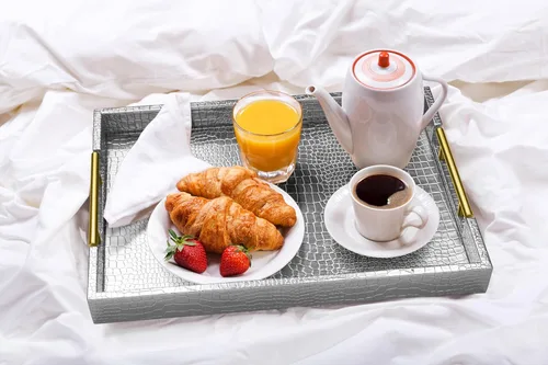 Miniatura 7 de ATZYmolin - Bandeja de servicio de madera de 17" x 12" con asas de metal dorado pulido, bandeja decorativa rectangular de madera para el hogar