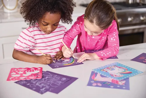 Miniatura 6 de Crocodile Creek Dinosaurs Sparkle Scratch Art para niños, juego de 16 hojas de arte para rascar con 10 hojas temáticas, 5 hojas en blanco, plantilla