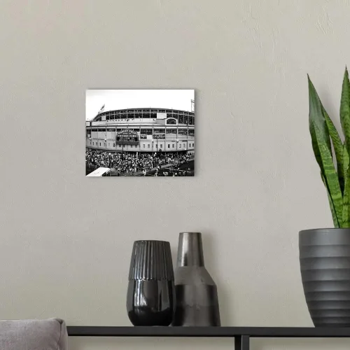 Miniatura 3 de CANVAS ON DEMAND Tourists Outside a Baseball Stadium At Opening Night, Wrigley Field, Chicago - Lienzo decorativo para pared, decoración del hogar