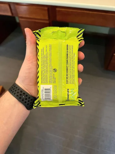 Miniatura 8 de Fortress Toallitas electrónicas (25 ct.) To-Go Tech Wipes para pantallas, teléfonos, teclados, monitores de TV, pantallas de computadora