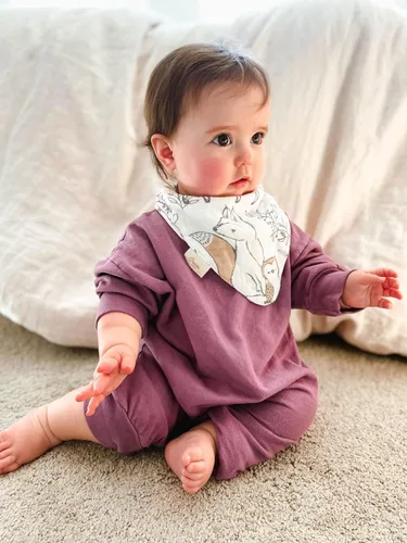 Miniatura 7 de Crane Baby Juego de baberos de muselina suave, ajustable y absorbente, estilo bandana para niños y niñas, animales del bosque, 3 piezas, 18.5 x 9