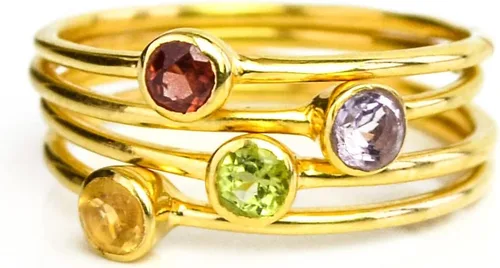 Miniatura 14 de Anillo pequeño de piedras preciosas apilable, banda de anillo delicada y delgada minimalista, anillo simple apilable de piedra natal