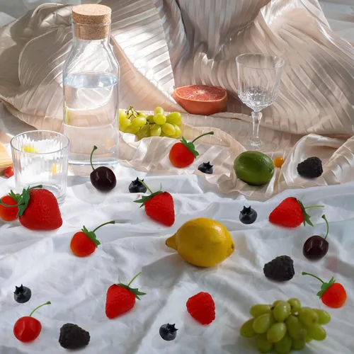 Miniatura 7 de 52 piezas de frutas artificiales falsas, incluye fresas falsas, arándanos falsos, frambuesas falsas, cerezas falsas, reutilizables, impermeables
