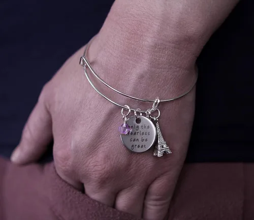 Miniatura 3 de Art Attack Silvertone Only Fearless Can Be Great Paris - Pulsera extensible con cuentas de la Torre Eiffel, Metal, Sin gemas.