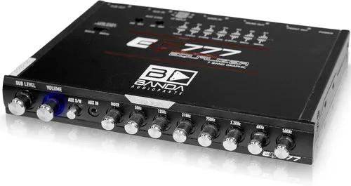 Banda EQ777 - Ecualizador gráfico de audio para automóvil de 7 bandas, medio DIN con entrada auxiliar frontal de 0.138 in, entrada auxiliar RCA