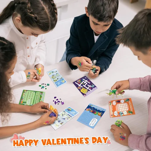 Miniatura 2 de Colplay Paquete de 24 regalos para el día de San Valentín, bloques de construcción de insectos con tarjetas de San Valentín, calcomanías
