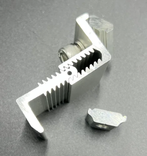 Miniatura 3 de (UISolar) Abrazaderas de extremo ajustables - Paquete de 8