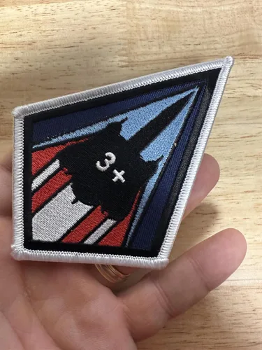 Miniatura 4 de Skunk Works® SR-71 Blackbird® MACH 3 Patch - Parte trasera de plástico, 4 pulgadas, con licencia