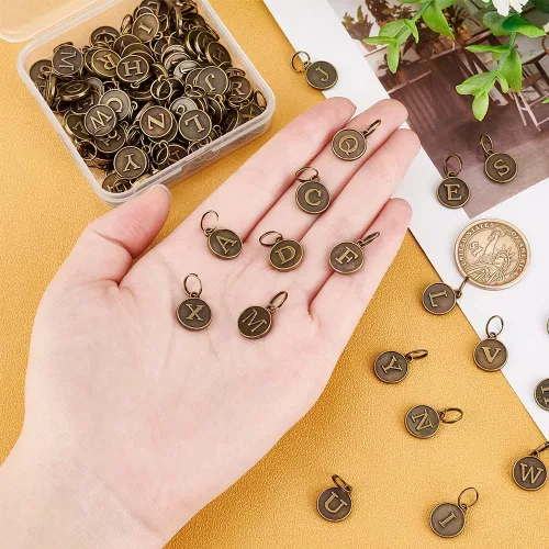 Miniatura 3 de PH PandaHall 104 unidades/4 juegos de colgantes del alfabeto de la A ~ Z, dijes de letras de metal de 0.472 pulgadas (0.472 in), colgantes de letra