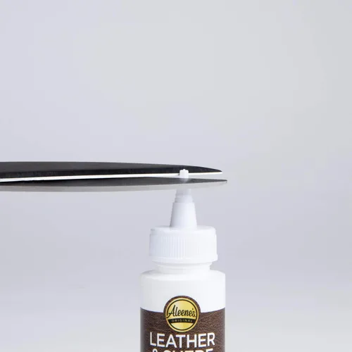 Miniatura 4 de Aleene's Pegamento para cuero y gamuza, adhesivo para manualidades, adornos, reparaciones ligeras, proyectos de cuero, 2 fl oz