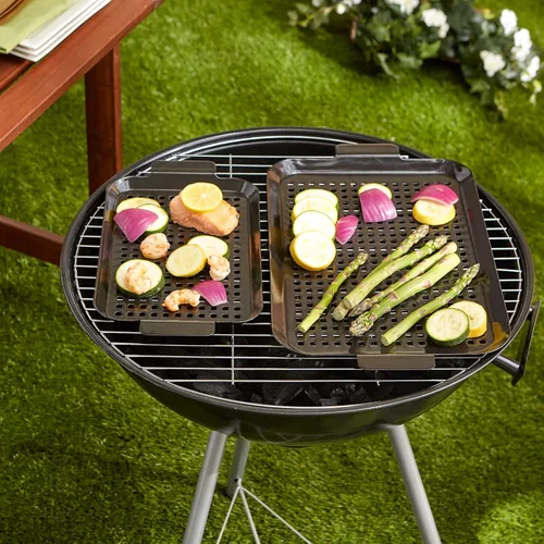 Miniatura 5 de RSVP International Bandeja de barbacoa de acero recubierto de porcelana, accesorios para asar al aire libre para cocinar pescado y verduras, apto
