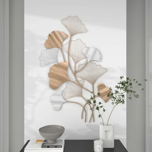 Miniatura 9 de Deco 79 Escultura de pared de hoja de metal para decoración de pared con detalles blancos, arte de pared de 25 x 2 x 40 pulgadas, dorado