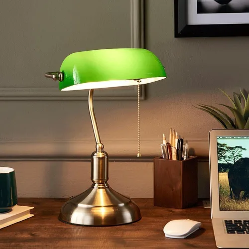 Miniatura 4 de American Vintage Alloy Glass Desk Lamp Creative Green Bedroom Study Work Light Office Counter Reading Table Villa