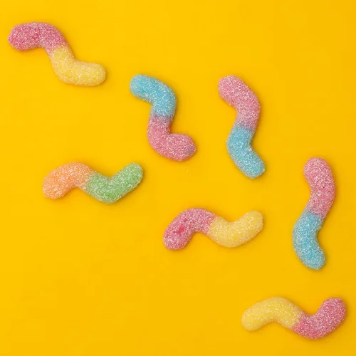 Miniatura 4 de Yupik Gusanos de neón ácidos, 2.2 libras (35.2 onzas), sin gluten, agridulce, sabores afrutados, revestimiento azucarado, gomitas pequeñas