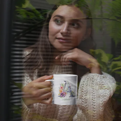 Miniatura 5 de Taza de café personalizada de la letra A del alfabeto, Taza de café blanca con nombre personalizado único, Taza inicial de monograma floral