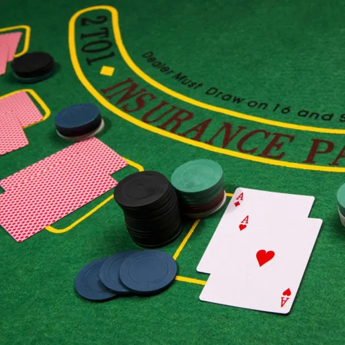Miniatura 2 de Trademark, juego de póquer y ruleta de 16 pulgadas con accesorios