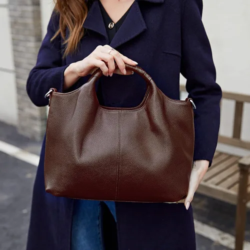 Miniatura 2 de Iswee Bolso bandolera de cuero genuino con asa superior para mujer