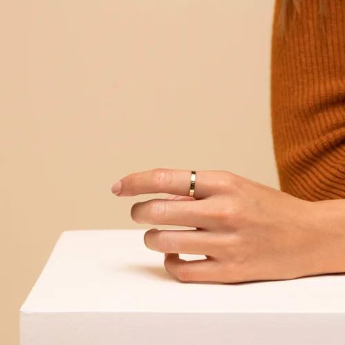 Miniatura 3 de NOKMIT Anillos rellenos de oro de 14 quilates de 0.118 pulgadas para mujeres y niñas, banda apilable de oro fino, anillo de dedo meñique