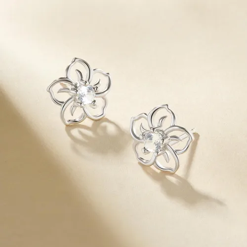 Miniatura 3 de Tienda Essentials Aretes de plata de ley con flor de zafiro blanco