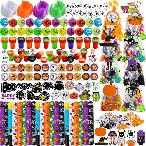JOYIN Juego de 168 piezas de artículos de papelería de Halloween, paquete de 24 bolsas de regalo con etiqueta de Halloween, incluyendo dientes de