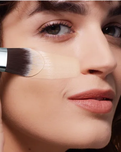 Miniatura 5 de EIGSHOW - Brocha de base plana, brocha de maquillaje para líquidos, crema, máscara, mezcla sin rayas, vegano y libre de crueldad (F615)