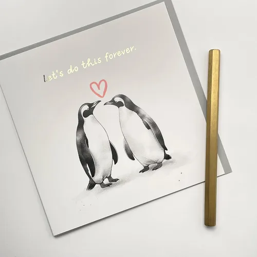 Miniatura 2 de Old English Co. Tarjeta de aniversario de boda de pingüino para pareja, tarjeta de aniversario para marido y esposa, bonita tarjeta de pingüinos
