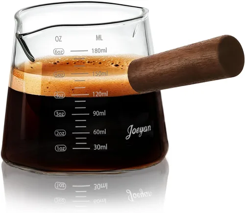 Miniatura 8 de Joeyan 4 onzas Gris Jarra medidora de triple boquilla con asa de madera, taza medidora de vidrio de borosilicato estriado de alta calidad, vasos