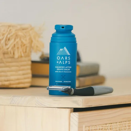 Miniatura 8 de Oars + Alps Bálsamo y loción calmante para después del afeitado para hombres, dermatológicamente probado e infundido con aloe y manzanilla, apto