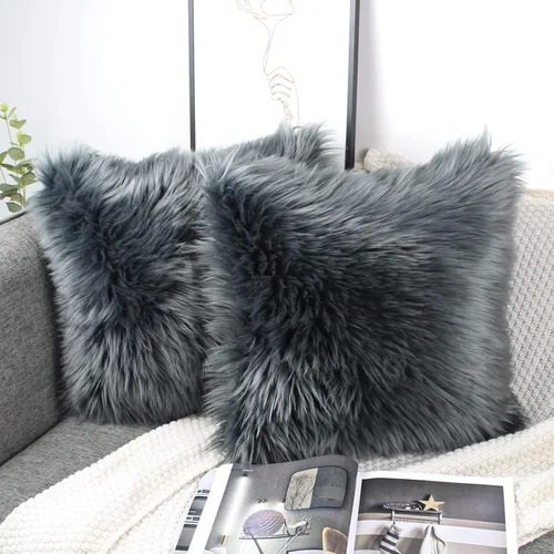 OYIMUA Juego de 2 fundas de almohada decorativas esponjosas de 18 x 18 pulgadas, fundas de almohada lujosas de piel sintética de granja de color