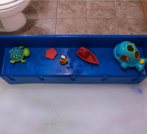 Miniatura 8 de Tub Topper® Protector contra salpicaduras de bañera y estante de baño para niños – Bandeja de baño para niños pequeños, almacenamiento de juguetes