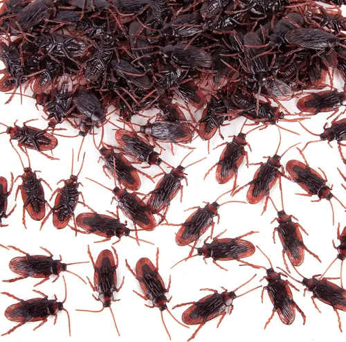 LovesTown 150 unidades de cucarachas falsas, juguetes de broma de Halloween de plástico, decoración para fiesta en casa, trucos divertidos y