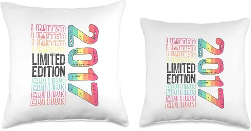 Miniatura 3 de Limited Edition Vintage 2017 Retro Birthday Throw Pillow