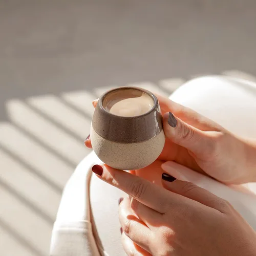 Miniatura 3 de Juego de 4 tazas de café espresso de cerámica, capacidad de 4.5 onzas, tazas de café pequeñas y modernas, aptas para lavavajillas, tazas de café