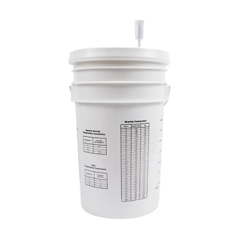 Fastrack Cubo de fermentación de 6.5 galones con tapa, blanco, cubo de fermentación 100% libre de BPA de grado alimenticio para tu cerveza, vino o