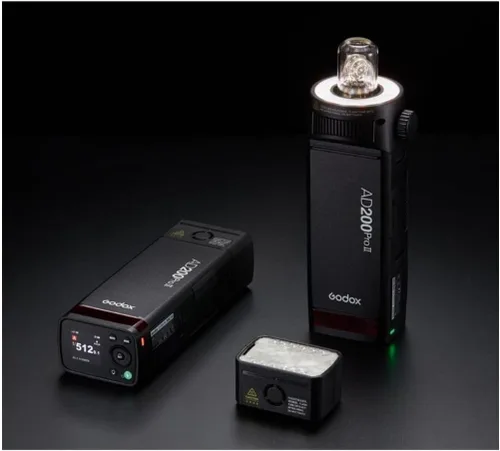 Miniatura 8 de Godox AD200 PRO II TTL Kit de flash de bolsillo con cabezales de flash H200J II y H200 II, pantalla a color y lámpara de modelado LED
