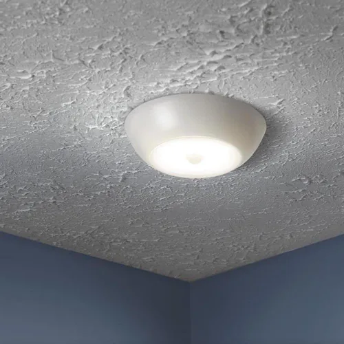 Miniatura 2 de Beams MB990 300 lúmenes luz de techo LED de inalámbrica a batería con sensor de movimiento para interiores / exteriores, paquete de 2, Blanco