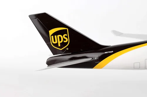 Miniatura 3 de Daron Skymarks Ups 747-400F Kit de construcción de modelo de avión con engranaje escala 1/200, blanco, negro