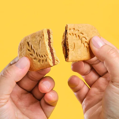 Miniatura 11 de belVita Sándwiches de galletas de barra de desayuno, crema de chocolate negro, 30 paquetes en total, 6 cajas (2 galletas por paquete)