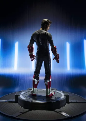 Miniatura 4 de Bandai S. H. Figuarts Tony Stark Iron Man 3
