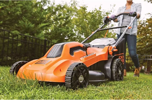 Miniatura 9 de BLACK+DECKER Cortacésped eléctrico con cable, 13 amperios, plataforma de corte de 20 pulgadas, ajuste de altura de 6 ajustes, almacenamiento
